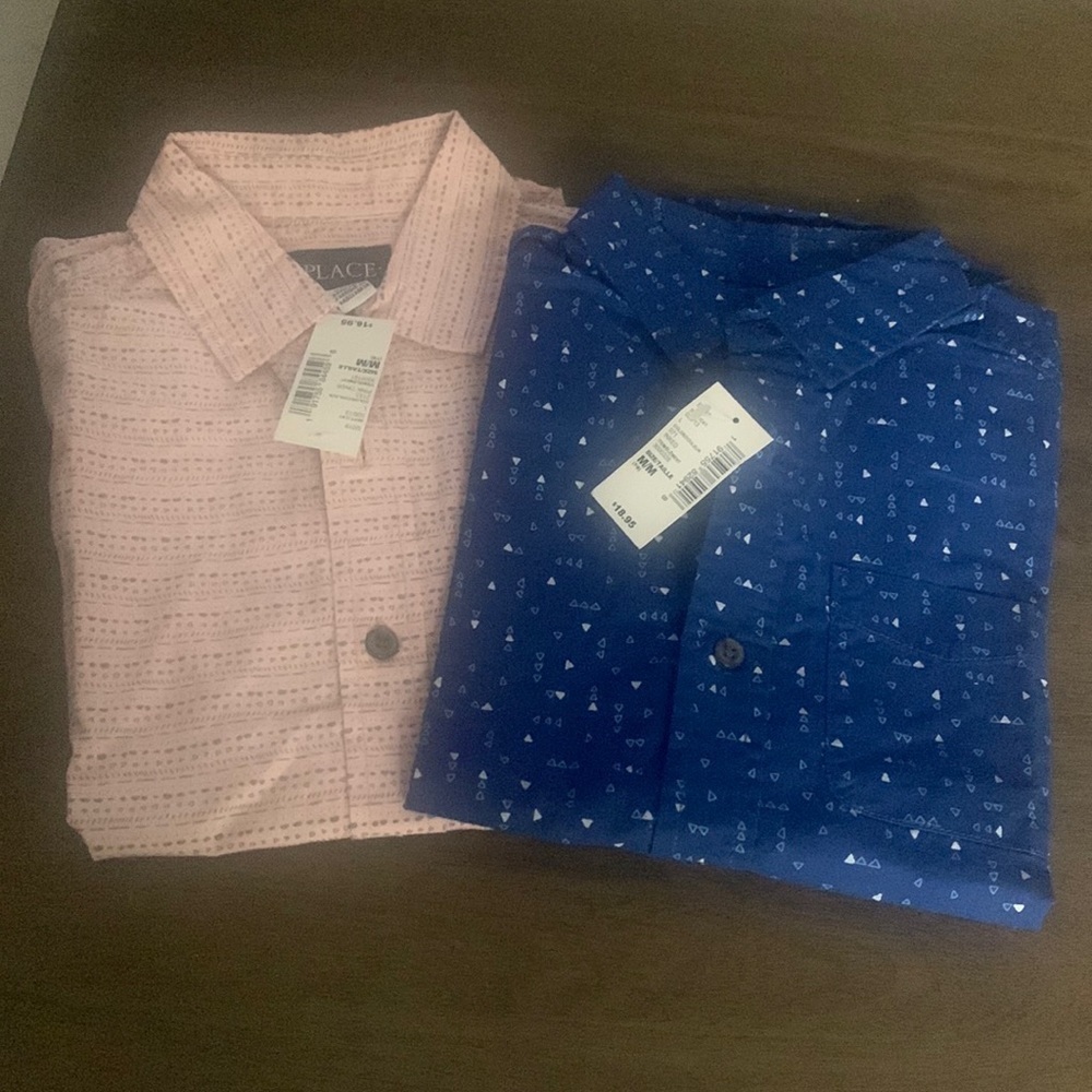 The Children’s place Bundle boy’s 2 button-down short-sleeved shirts